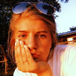 Meet your Posher, Maddie